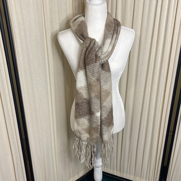 GENUINE PERUVIAN ALPACA GENUINO FRINGE SCARF - Picture 2 of 9